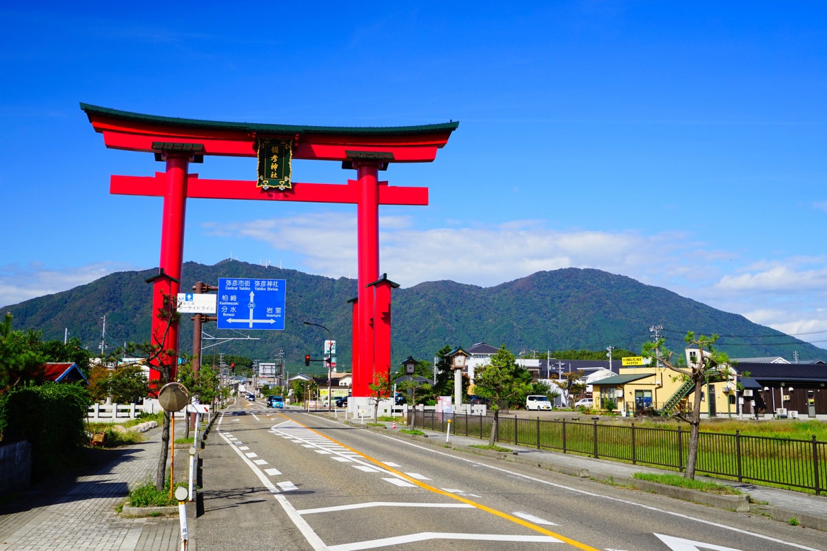 ศาลเจ้ายาฮิโกะ (Yahiko Shrine)