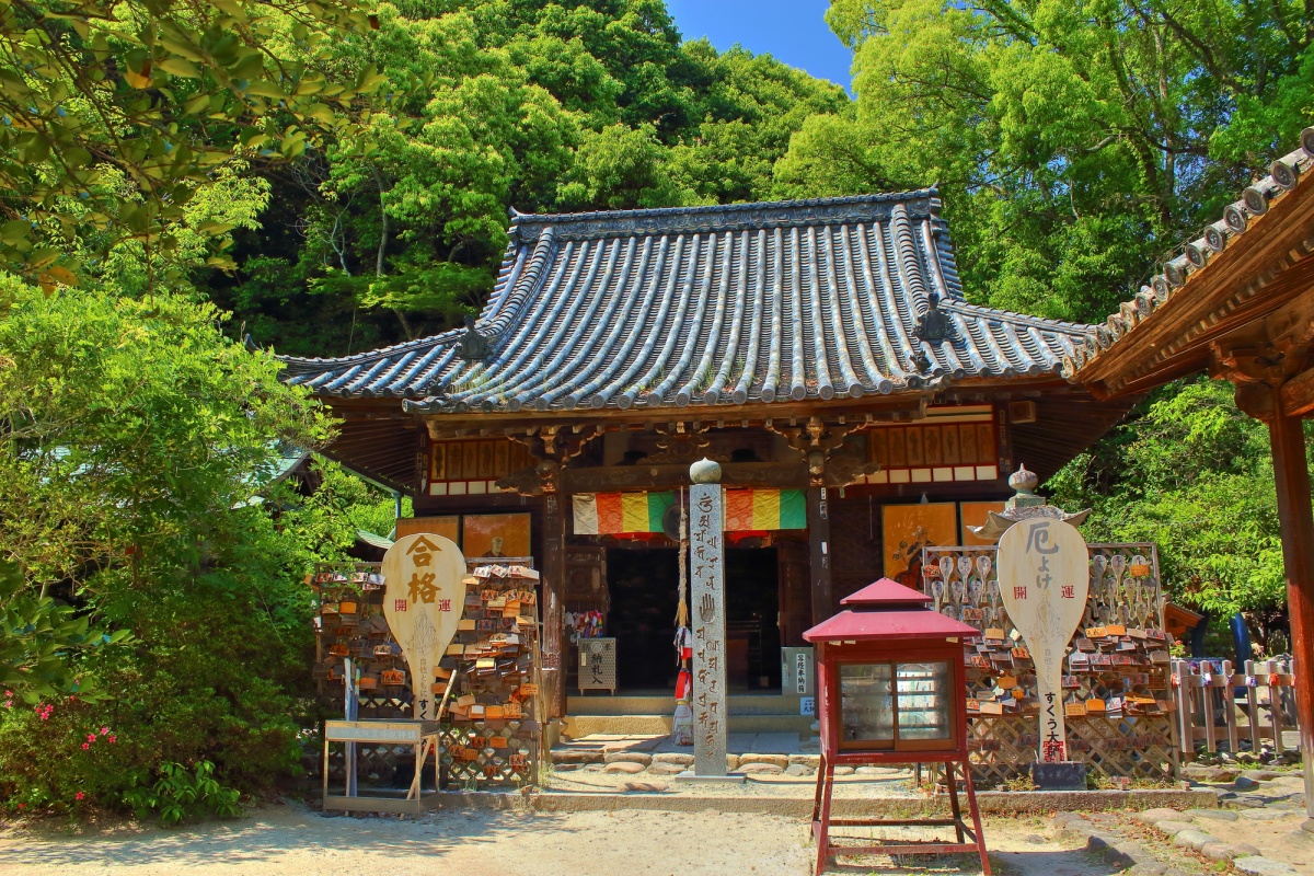 4. วัดอิชิเทจิ (Ishiteji Temple)