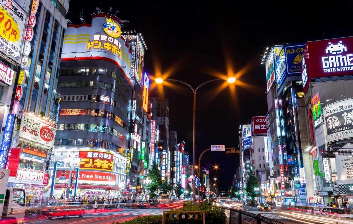 E-27 สถานีชินจูกุ (Shinjuku Station)