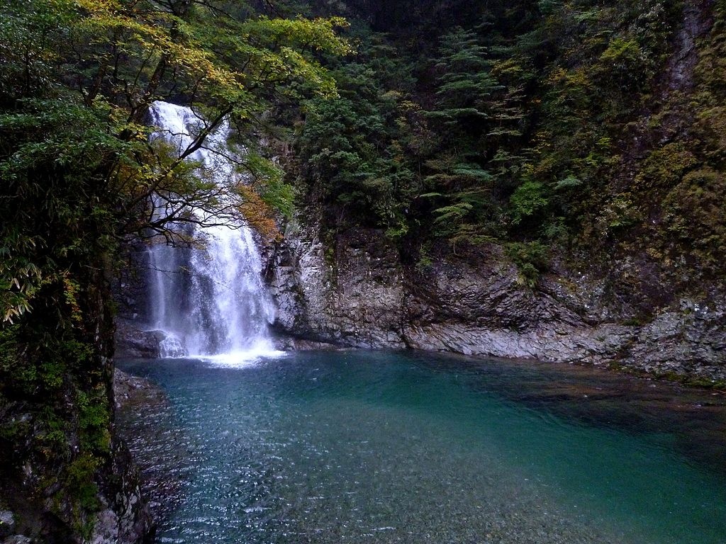 4. หุบเขาโอสุงิดานิ (Osugidani Gorge)