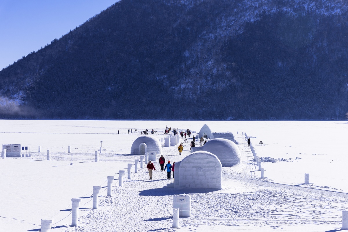 หมู่บ้านน้ำแข็งชิคาริเบทซึ (Shikaribetsu Kotan) - Tokachi