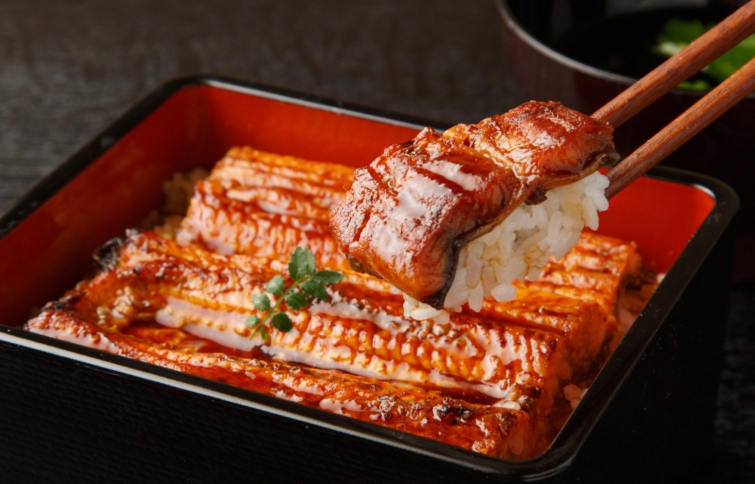 日本美食：夏天来啦~ 迎接“土用丑日”，吃养生又美味的鳗鱼饭！