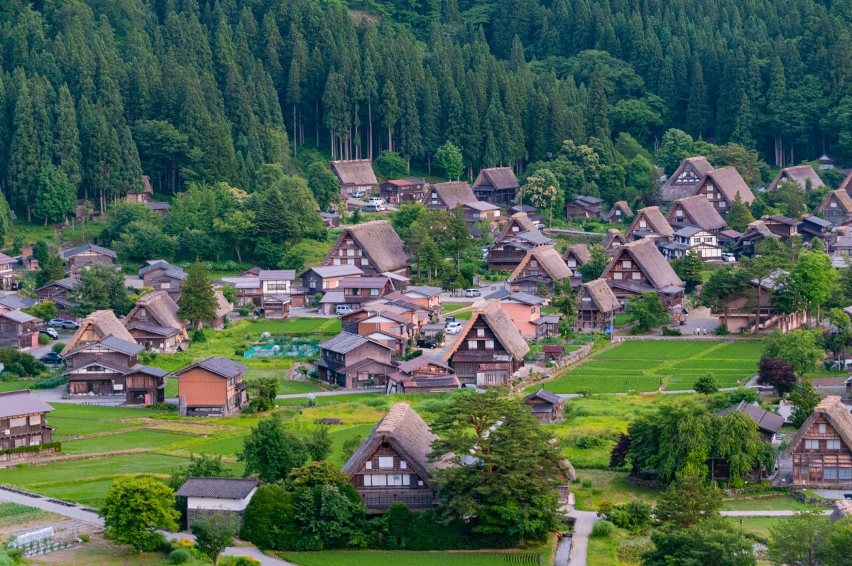 3. หมู่บ้านชิราคาวาโกะ (Shirakawago Village)