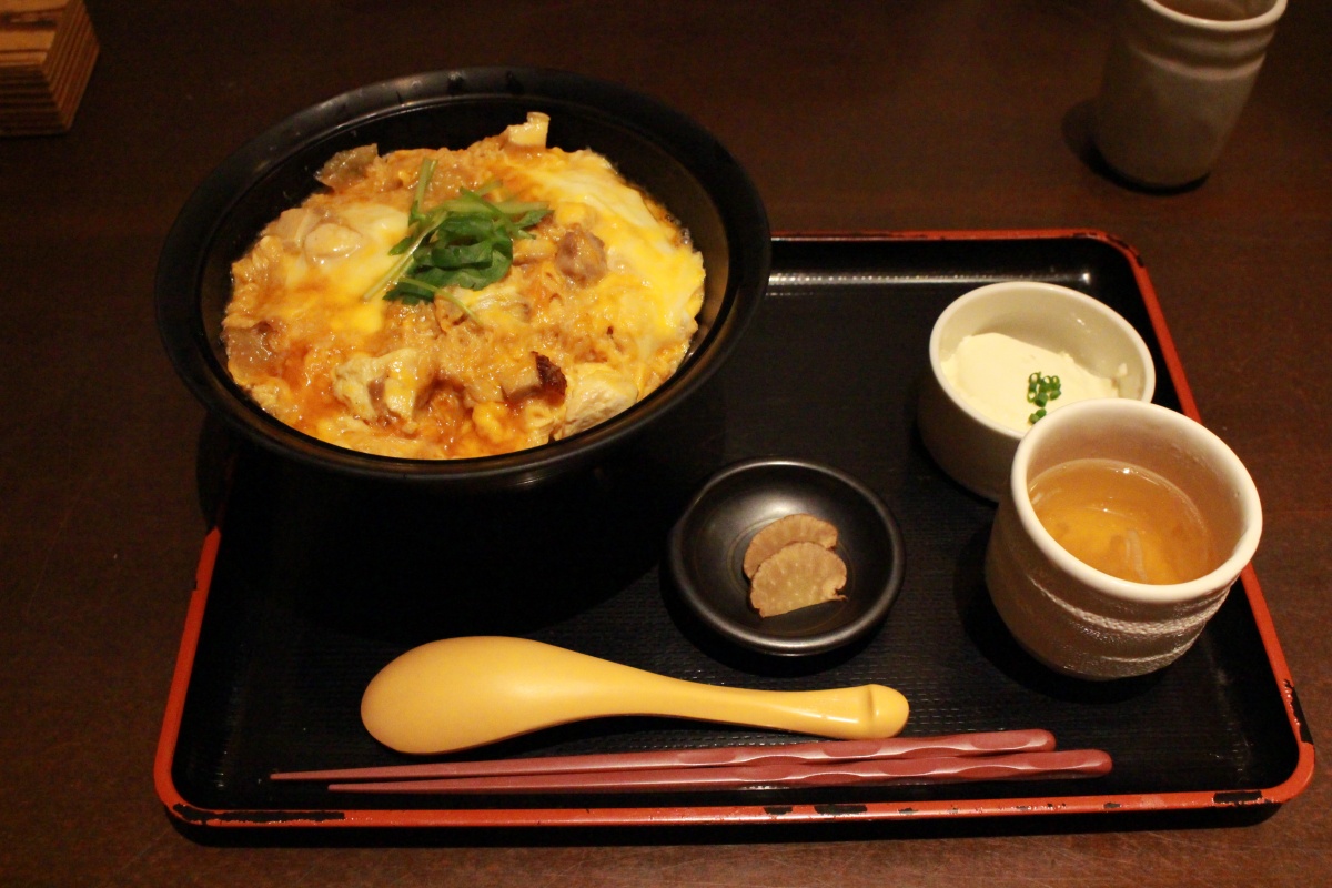 本家あべや的絕品親子丼