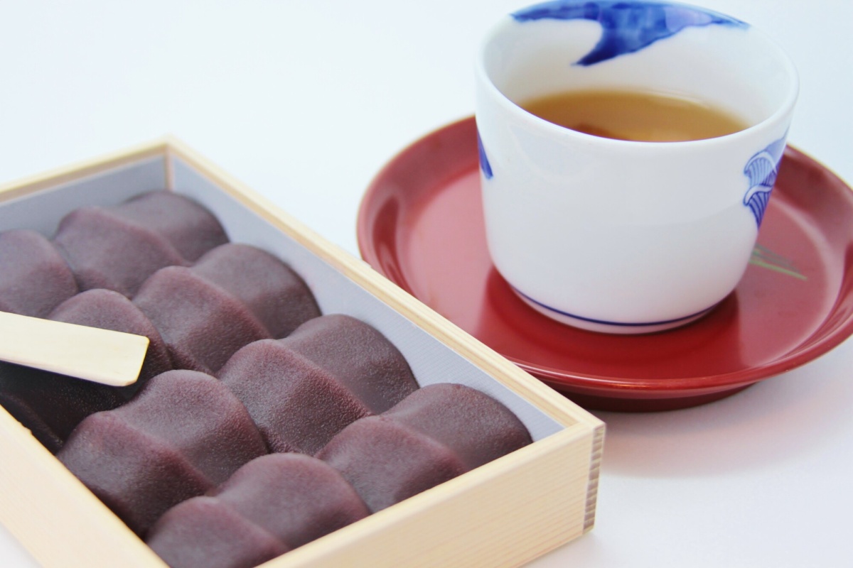 3. อากาฟุกุโมจิ (Akafuku Mochi)：จังหวัดมิเอะ (Mie)