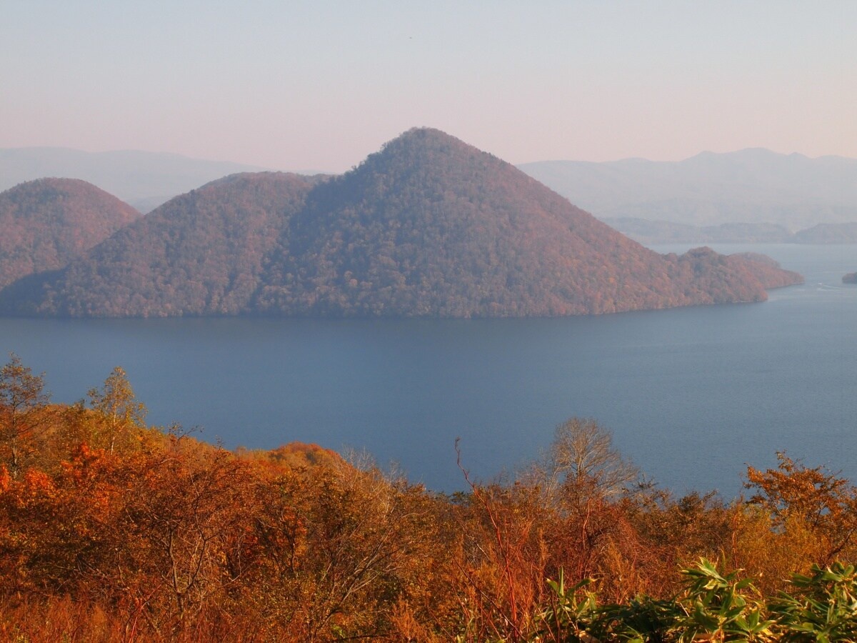 4. ทะเลสาบโทยะ ฮอกไกโด (Lake Toya, Hokkaido)