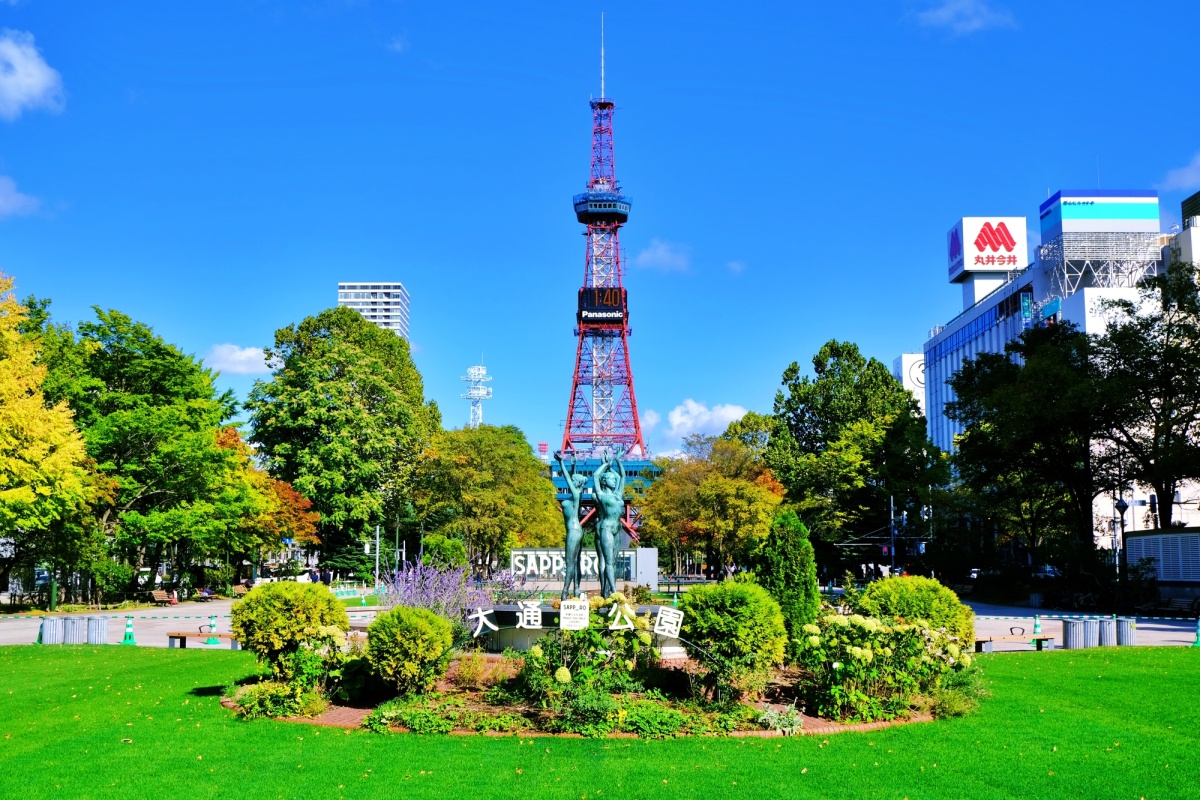 4. เดินเล่นพักผ่อนที่สวนสาธารณะใจกลางเมืองซับโปโรกับสวนโอโดริ (Odori Park)