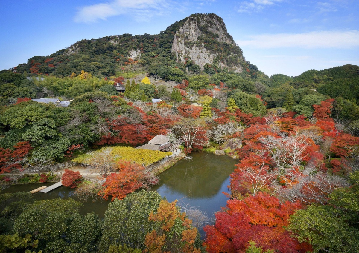 9. สวนมิฟุเนะยามะ ราคุเอ็น จังหวัดซากะ (Mifuneyama Rakuen Garden, Saga)