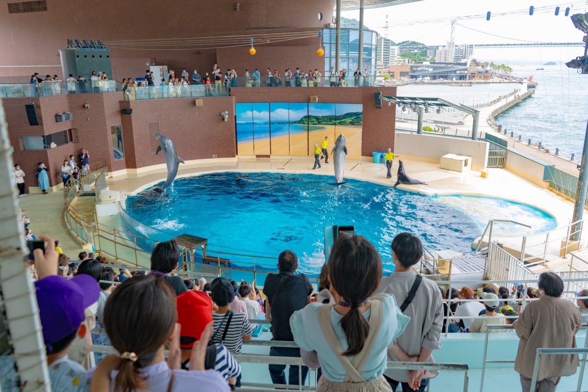 8. Shimonoseki Kaikyokan (Yamaguchi)