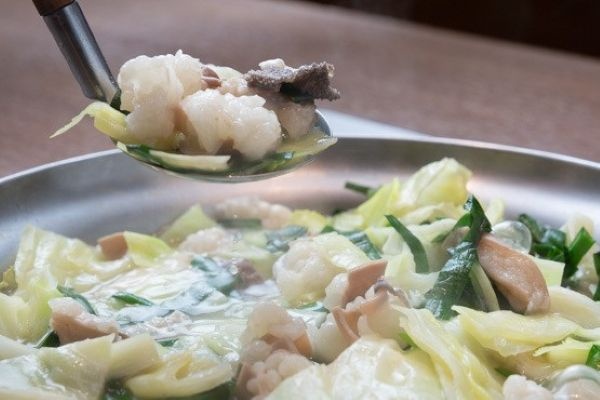 一人也能享用的千圓內臟鍋奇蹟｜もつ鍋専門 もつ幸