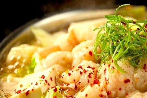 結合海鮮料理的高級內臟鍋體驗｜博多 表邸