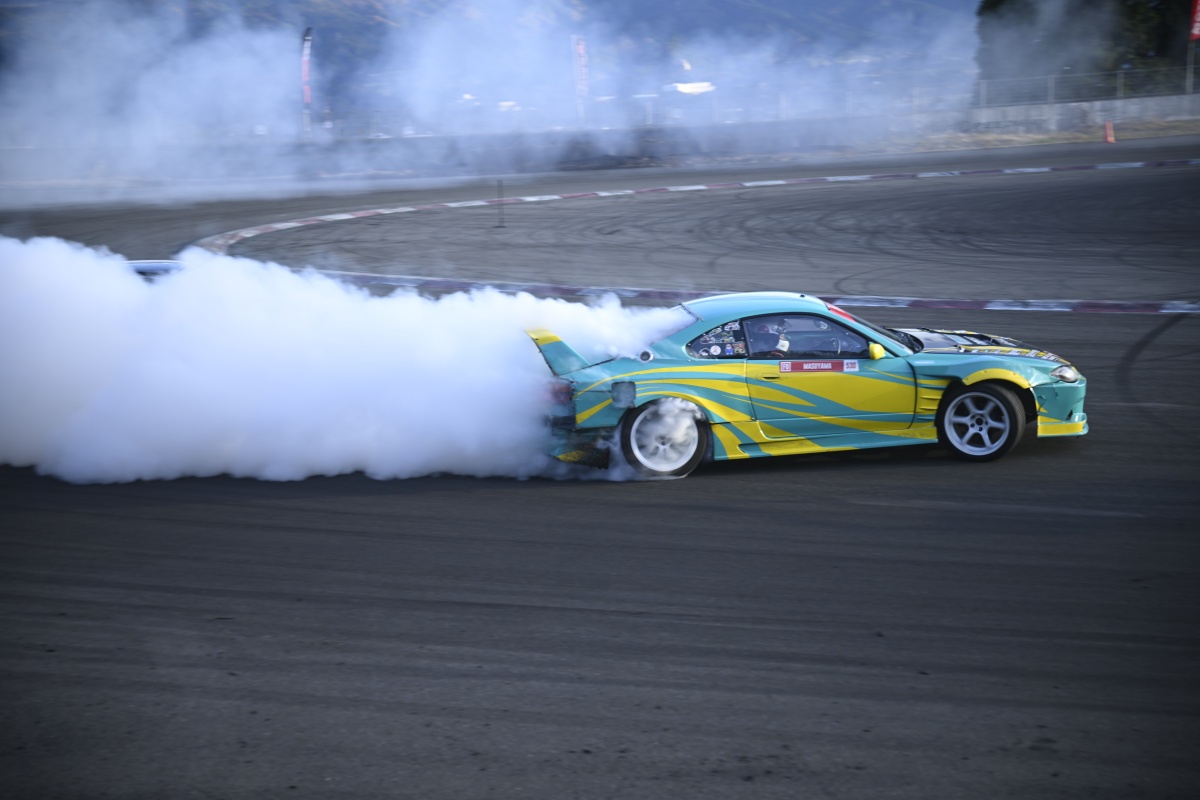 Drag Races and Drifting
